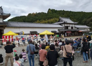 武家屋敷マルシェ｜佐用町 三日月